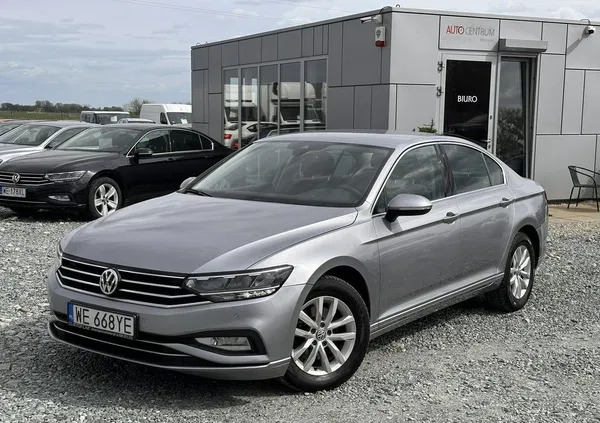 dolnośląskie Volkswagen Passat cena 79900 przebieg: 113900, rok produkcji 2019 z Wojkowice